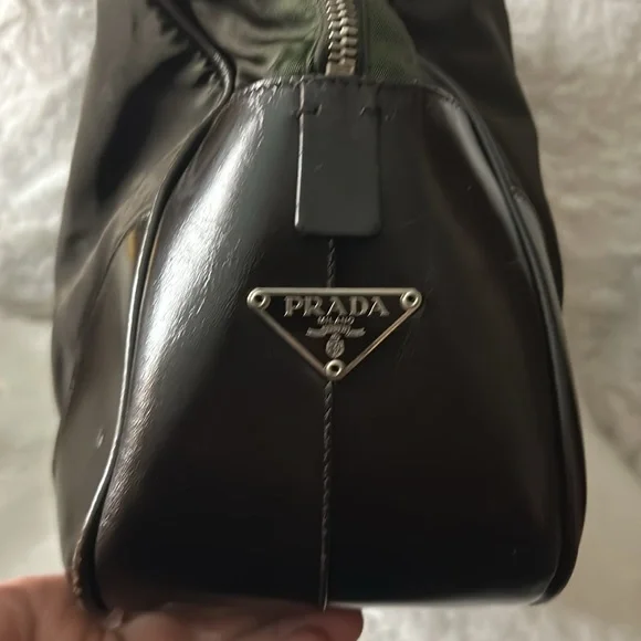 Prada Large green nylon and brown leather commuter bowling bag & lock & keys - Picture 7 of 17